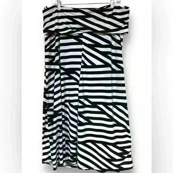 Plus Size 2XL Maxi Skirt with fold over waist  Black White Print - Picture 2 of 6
